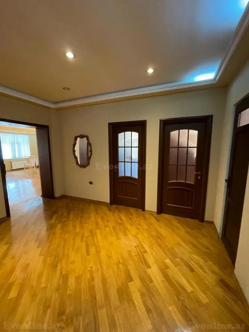 Satılır 3 otaqlı Mənzil Yeni tikili 165 m² 28 May m. - şəkil 10