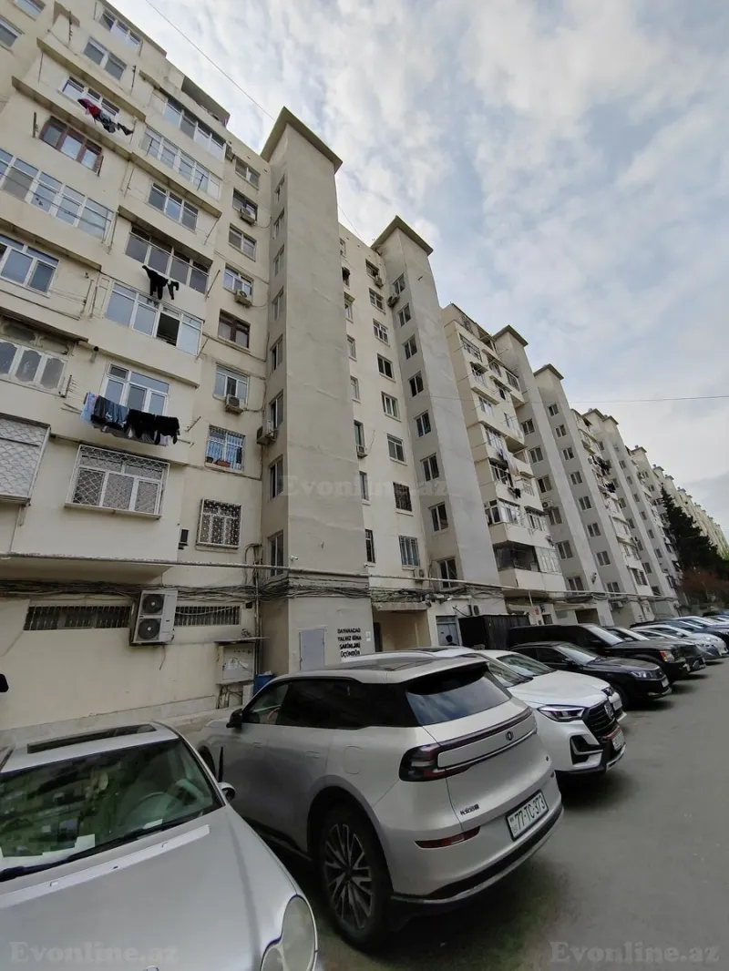 5 otaqlı Mənzil 120 m² Əhmədli Satılır