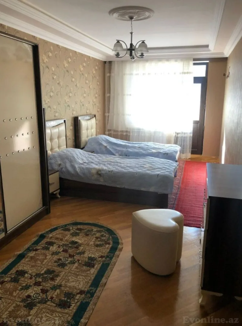 Kirayə verilir 3 otaqlı Mənzil Yeni tikili 136 m² Nərimanov r. - şəkil 12