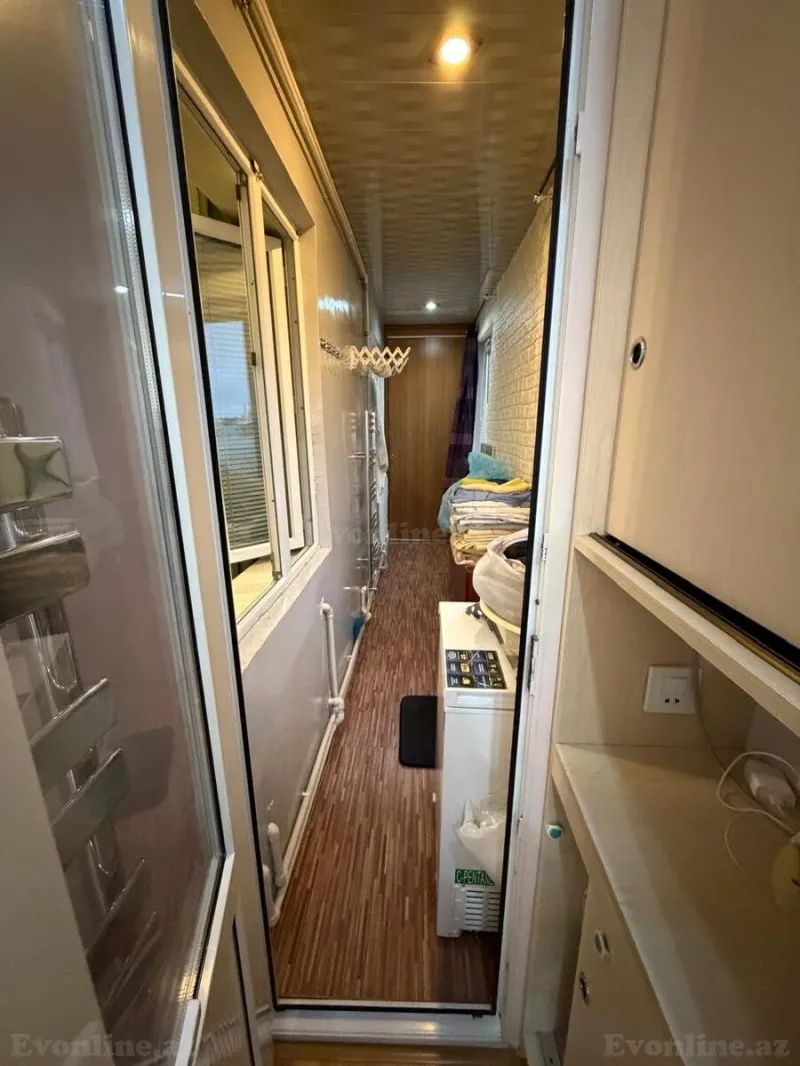 Satılır 2 otaqlı Mənzil Köhnə tikili 70 m² Azadlıq prospekti m. - şəkil 4
