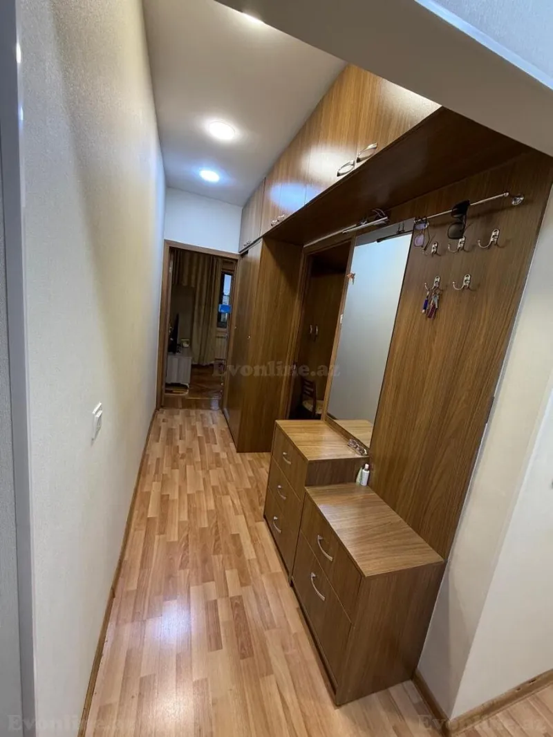 Satılır 2 otaqlı Mənzil Köhnə tikili 70 m² Azadlıq prospekti m. - şəkil 6