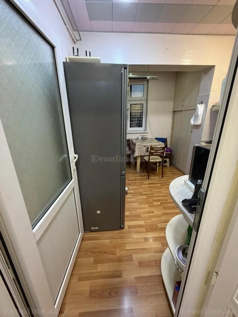 Satılır 2 otaqlı Mənzil Köhnə tikili 70 m² Azadlıq prospekti m. - şəkil 7