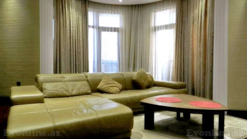 Satılır 4 otaqlı Mənzil Yeni tikili 170 m² 28 May m. - şəkil 2