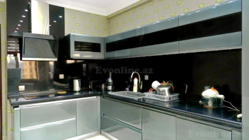 Satılır 4 otaqlı Mənzil Yeni tikili 170 m² 28 May m. - şəkil 4
