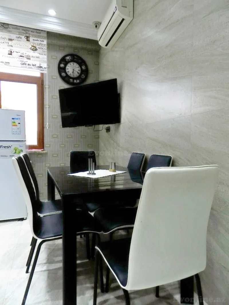 Satılır 4 otaqlı Mənzil Yeni tikili 170 m² 28 May m. - şəkil 5