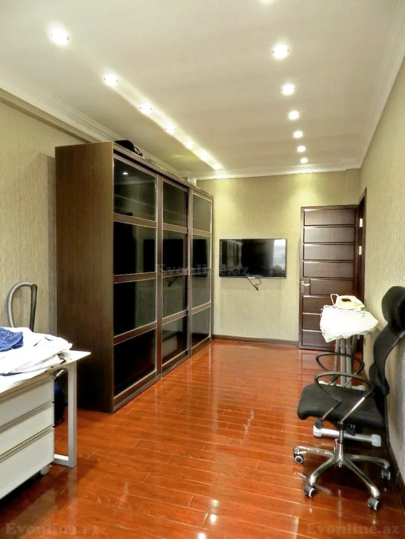 Satılır 4 otaqlı Mənzil Yeni tikili 170 m² 28 May m. - şəkil 7