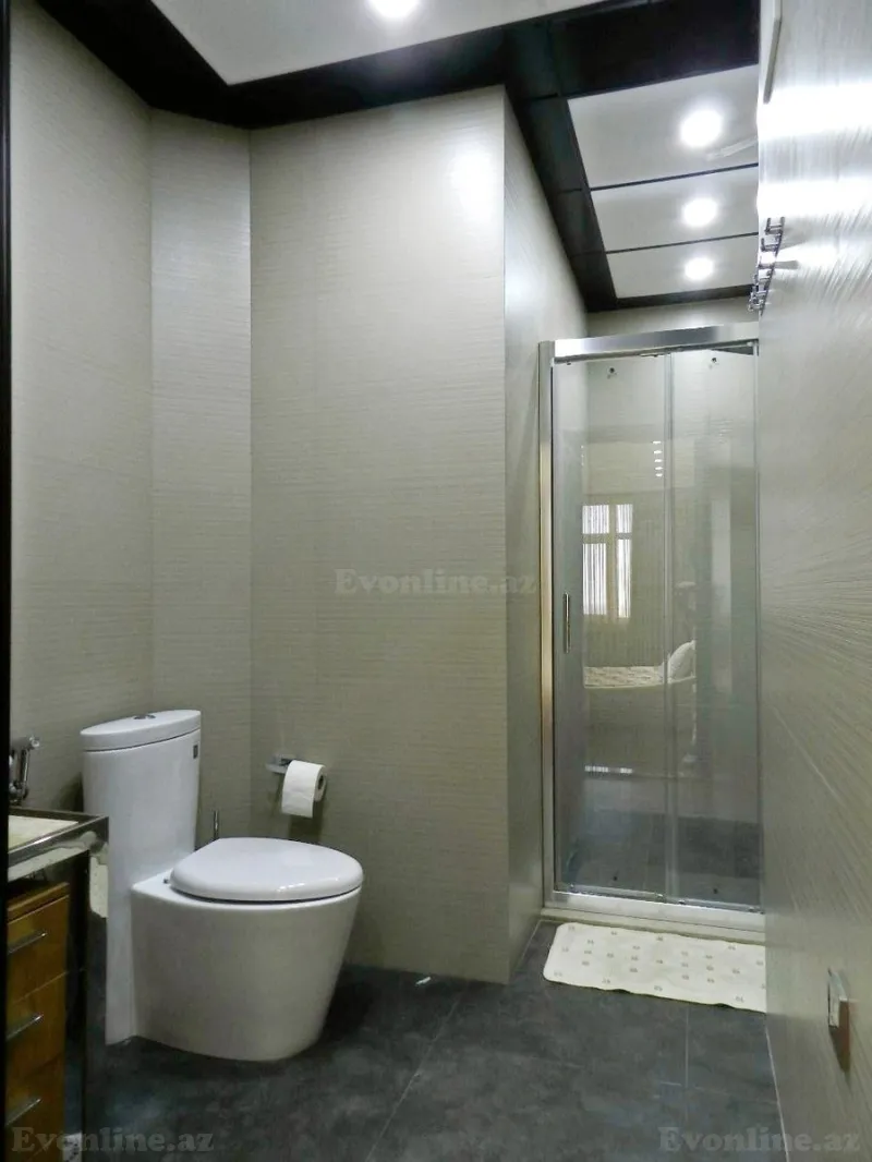 Satılır 4 otaqlı Mənzil Yeni tikili 170 m² 28 May m. - şəkil 12