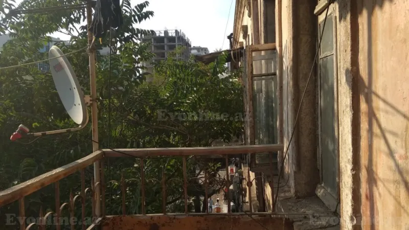 Kirayə verilir 2 otaqlı Mənzil Köhnə tikili 52 m² 28 May m. - şəkil 3
