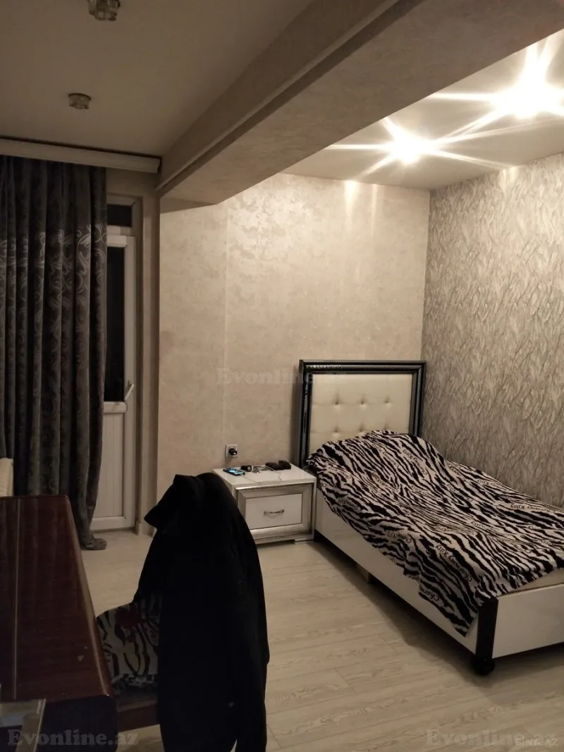 Satılır 3 otaqlı Mənzil Yeni tikili 95 m² İnşaatçılar m. - şəkil 3