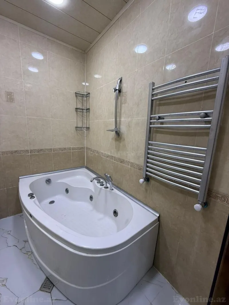 Satılır 2 otaqlı Mənzil Yeni tikili 66 m² Neftçilər m. - şəkil 7