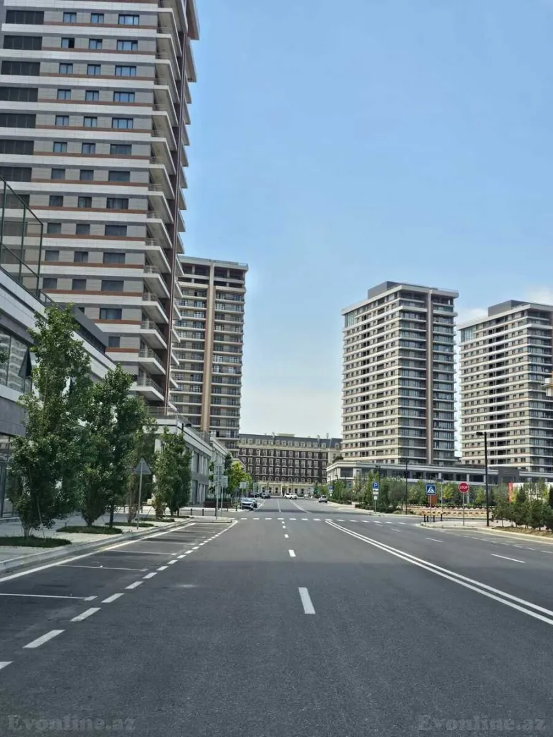 Satılır 4 otaqlı Mənzil Yeni tikili 195 m² Xətai m. - şəkil 14