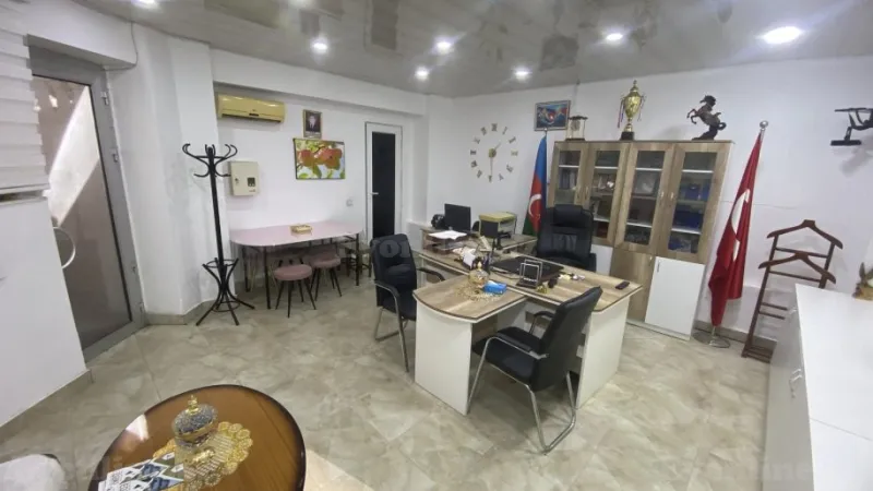 Satılır Obyekt 33 m² 8 Noyabr m. - şəkil 2