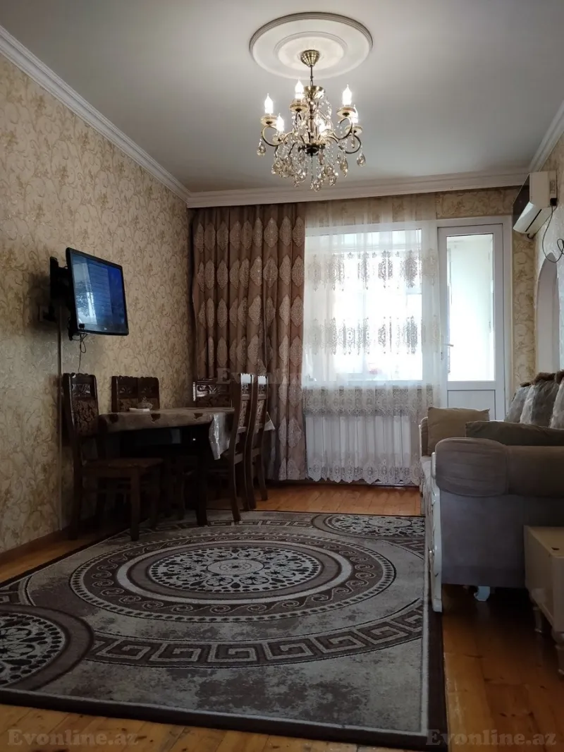 2 otaqlı Mənzil 50 m² 7-ci mikrorayon Satılır