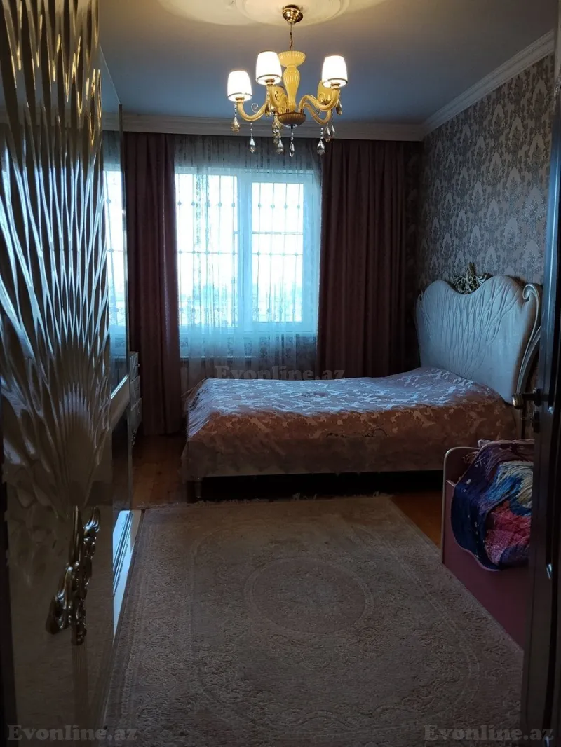 Satılır 2 otaqlı Mənzil Köhnə tikili 50 m² 7-ci mikrorayon - şəkil 2