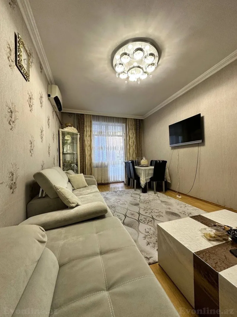 3 otaqlı Mənzil 95 m² Xətai r. Satılır