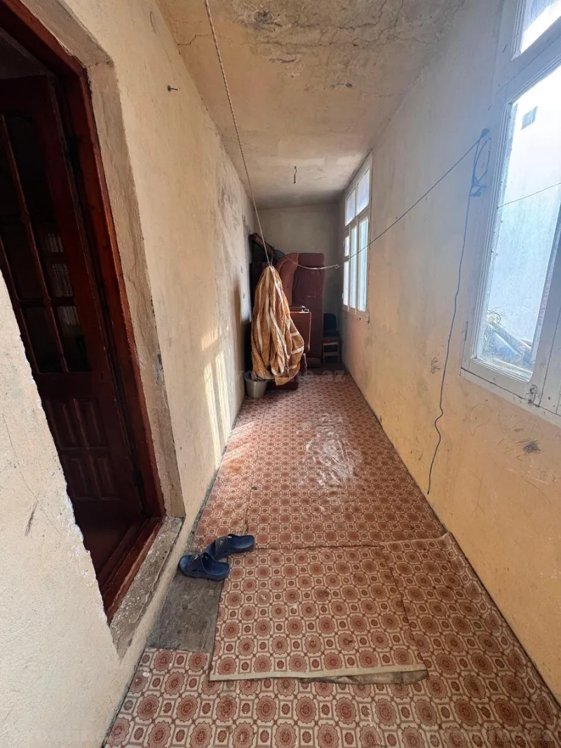 Satılır 2 otaqlı Mənzil Köhnə tikili 65 m² 8-ci mikrorayon - şəkil 3