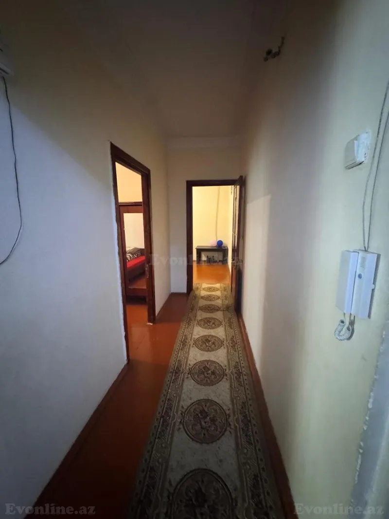 Satılır 2 otaqlı Mənzil Köhnə tikili 65 m² 8-ci mikrorayon - şəkil 6