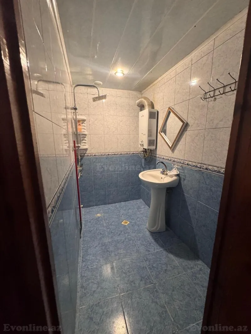 Satılır 2 otaqlı Mənzil Köhnə tikili 65 m² 8-ci mikrorayon - şəkil 11