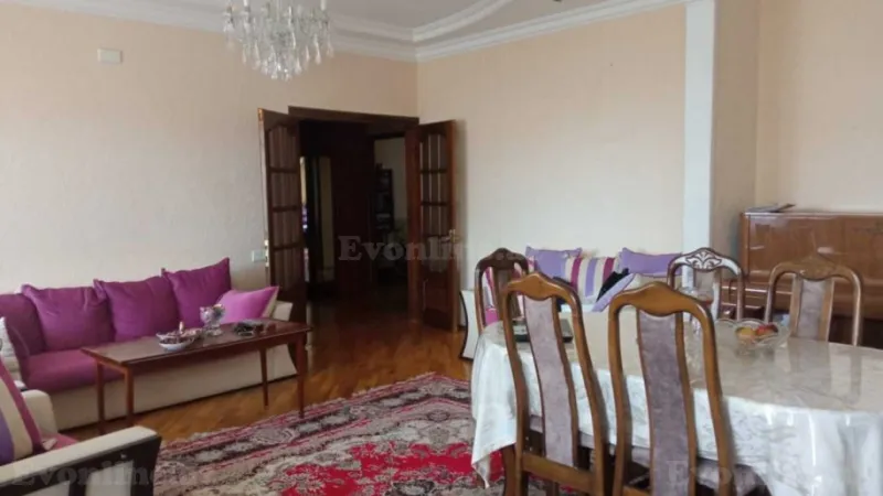 Satılır 5 otaqlı Mənzil Köhnə tikili 120 m² Əhmədli - şəkil 6
