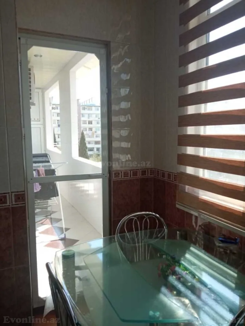 Satılır 5 otaqlı Mənzil Köhnə tikili 120 m² Əhmədli - şəkil 12