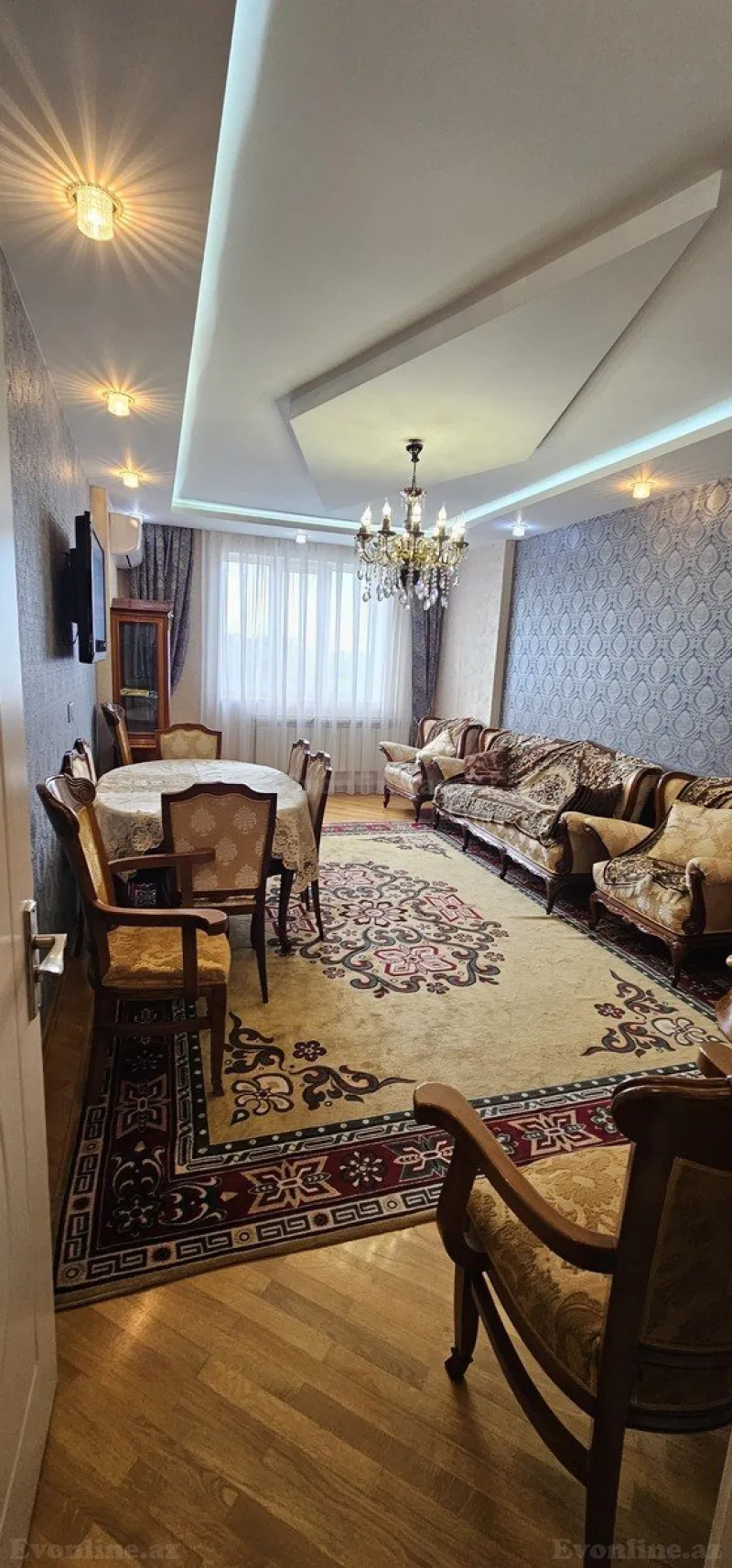 3 otaqlı Mənzil 136 m² Nəriman Nərimanov m. Kirayə verilir