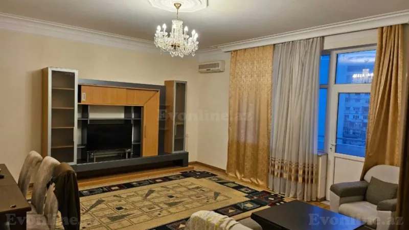 3 otaqlı Mənzil 155 m² Nizami m. Kirayə verilir