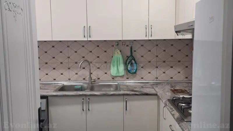 Kirayə verilir 2 otaqlı Mənzil Köhnə tikili 60 m² Yasamal - şəkil 7