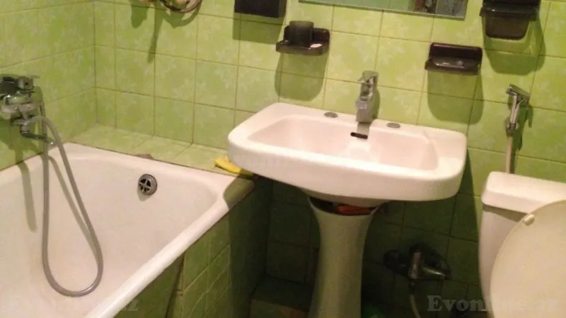 Kirayə verilir 3 otaqlı Mənzil Köhnə tikili 80 m² 28 May m. - şəkil 4