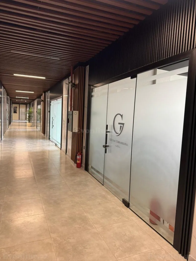 Kirayə verilir Ofis 110 m² Xətai r. - şəkil 9
