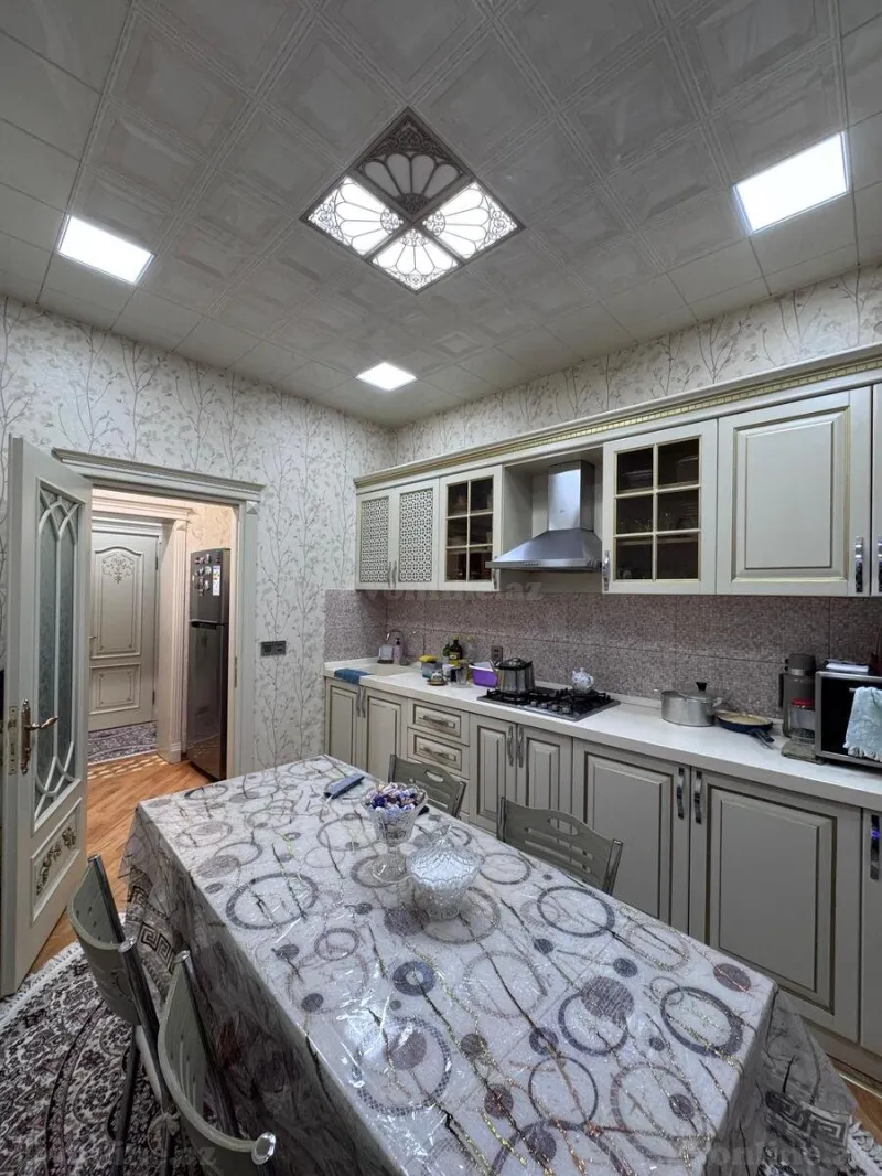 Satılır 3 otaqlı Mənzil Yeni tikili 100 m² 8 Noyabr m. - şəkil 14