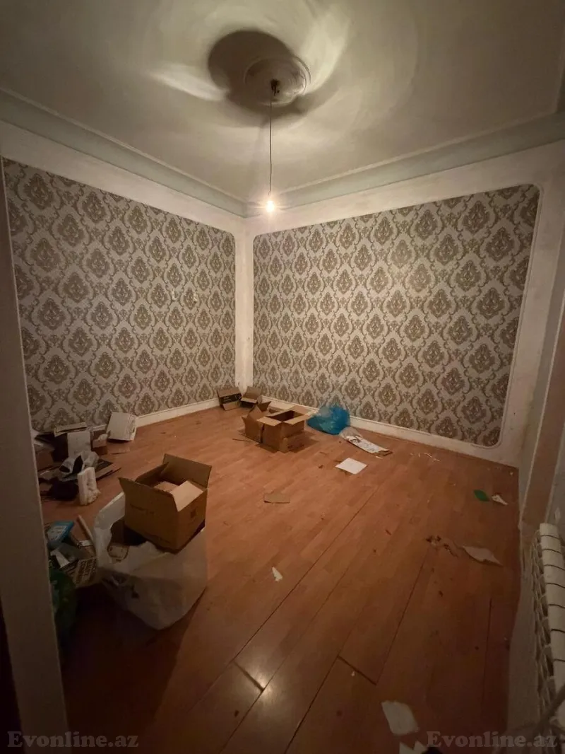 3 otaqlı Ofis 60 m² 28 May m. Kirayə verilir