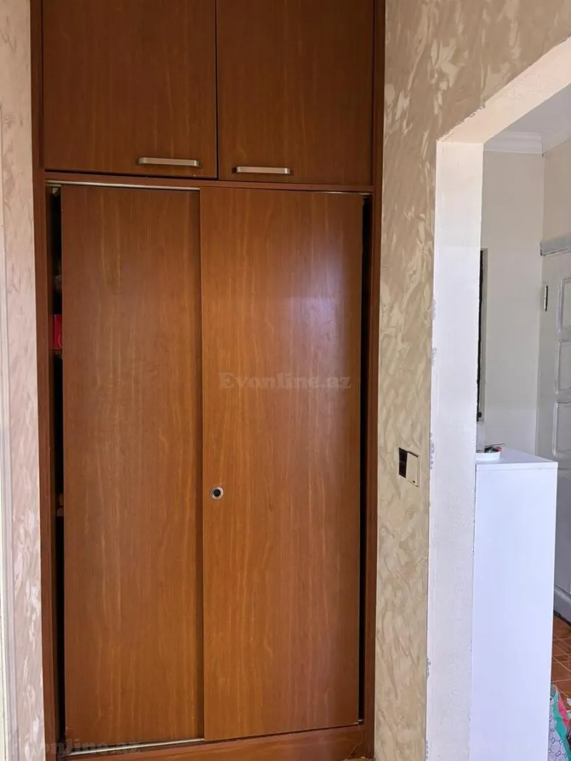 Satılır 3 otaqlı Mənzil Köhnə tikili 57.7 m² 4-cü mikrorayon - şəkil 3