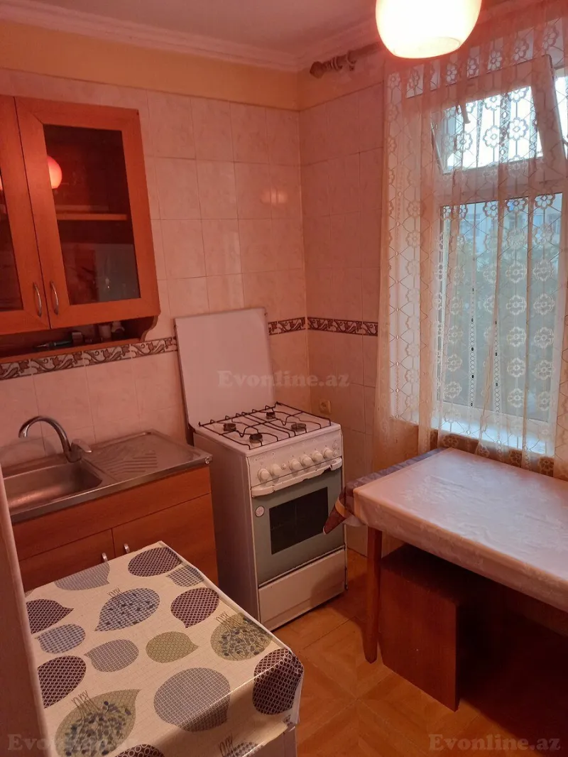 Satılır 1 otaqlı Mənzil Köhnə tikili 32 m² Yasamal - şəkil 4