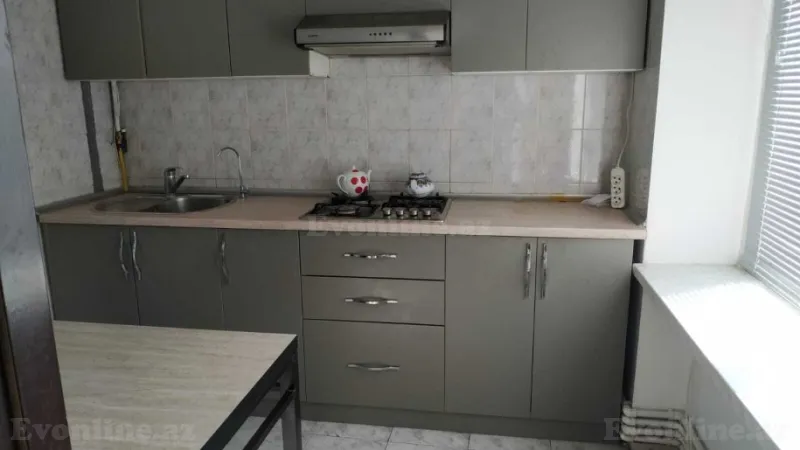 3 otaqlı Mənzil 85 m² Nizami m. Kirayə verilir