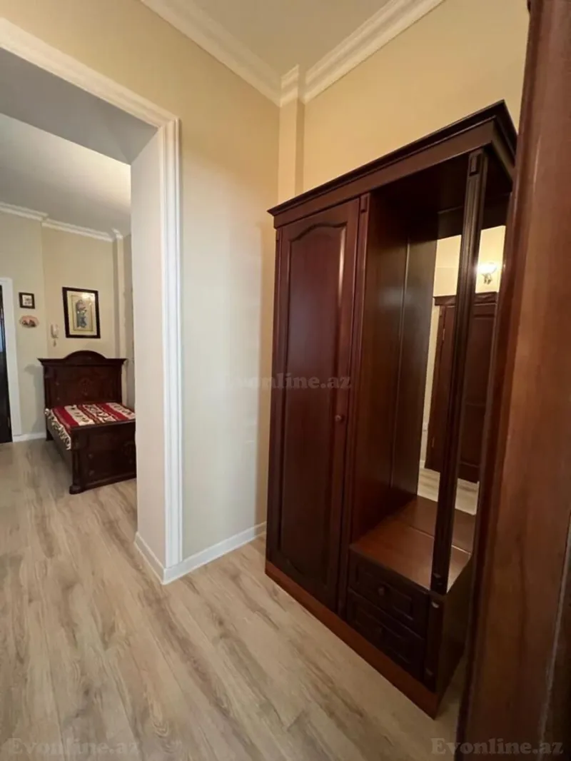 Kirayə verilir Ofis 110 m² Nizami m. - şəkil 6