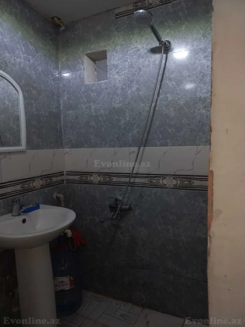 Kirayə verilir 2 otaqlı Mənzil Köhnə tikili 45 m² İnşaatçılar m. - şəkil 9