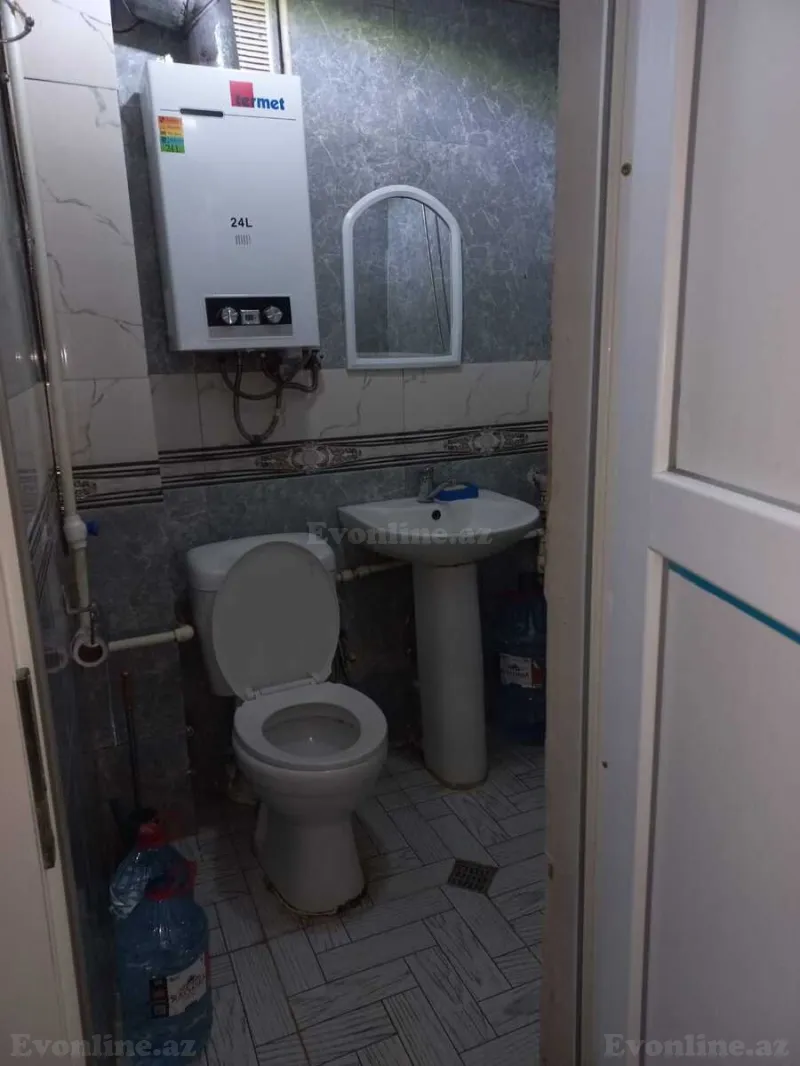 Kirayə verilir 2 otaqlı Mənzil Köhnə tikili 45 m² İnşaatçılar m. - şəkil 10