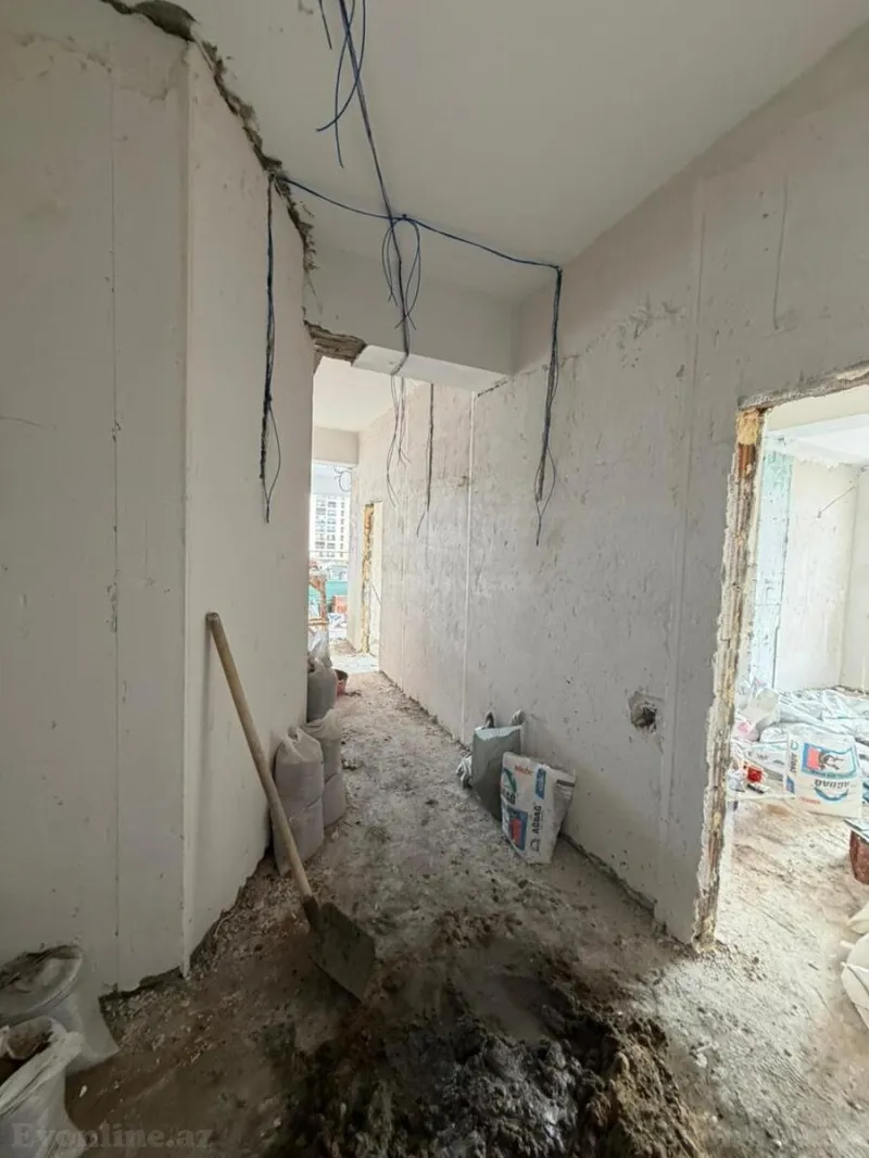 Satılır 3 otaqlı Mənzil Yeni tikili 130 m² Elmlər Akademiyası m. - şəkil 8