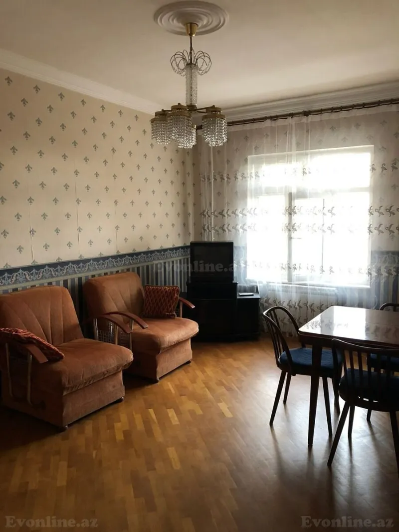 Kirayə verilir 3 otaqlı Mənzil Köhnə tikili 92 m² Xətai m. - şəkil 3