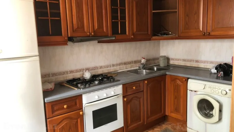 Kirayə verilir 3 otaqlı Mənzil Köhnə tikili 92 m² Xətai m. - şəkil 7