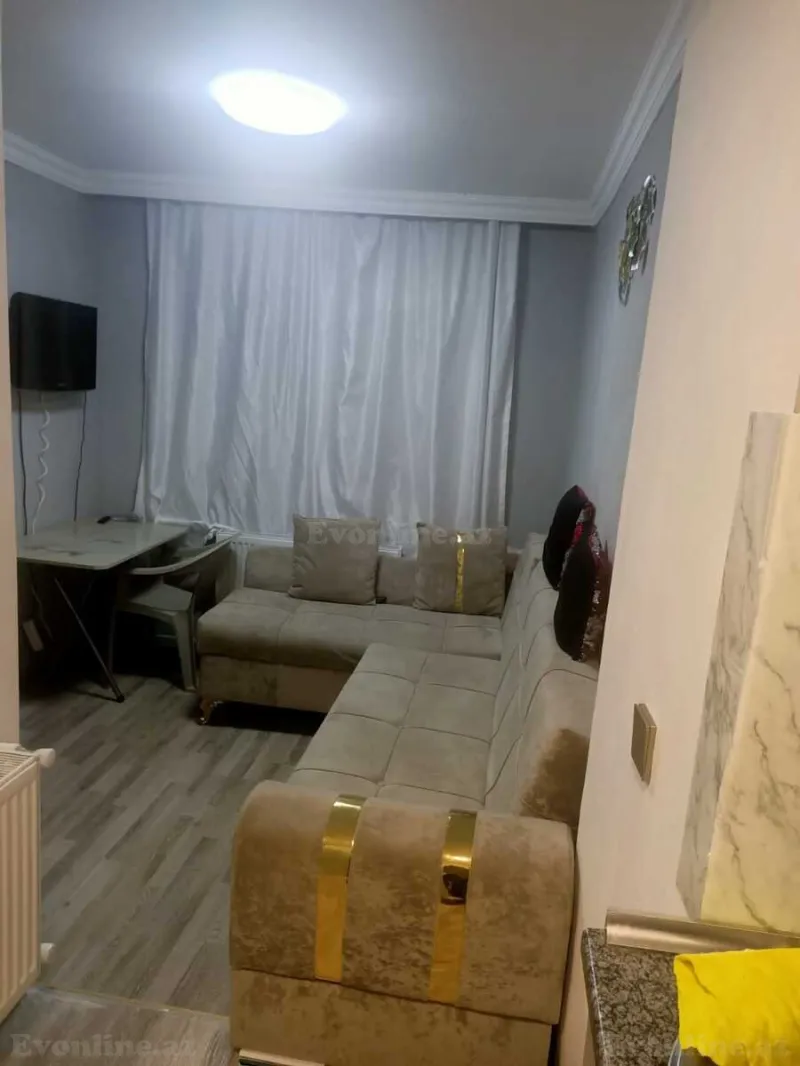 Satılır 3 otaqlı Mənzil Köhnə tikili 50 m² Səbail r. - şəkil 9