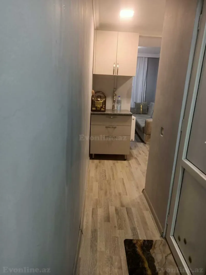 Satılır 3 otaqlı Mənzil Köhnə tikili 50 m² Səbail r. - şəkil 10