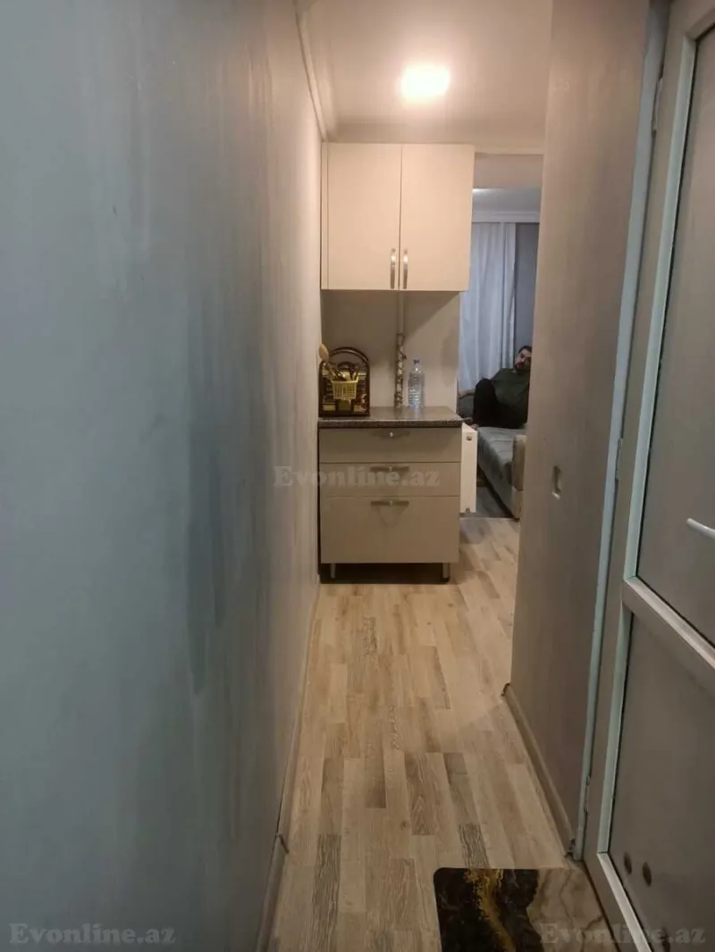 Satılır 3 otaqlı Mənzil Köhnə tikili 50 m² Səbail r. - şəkil 12
