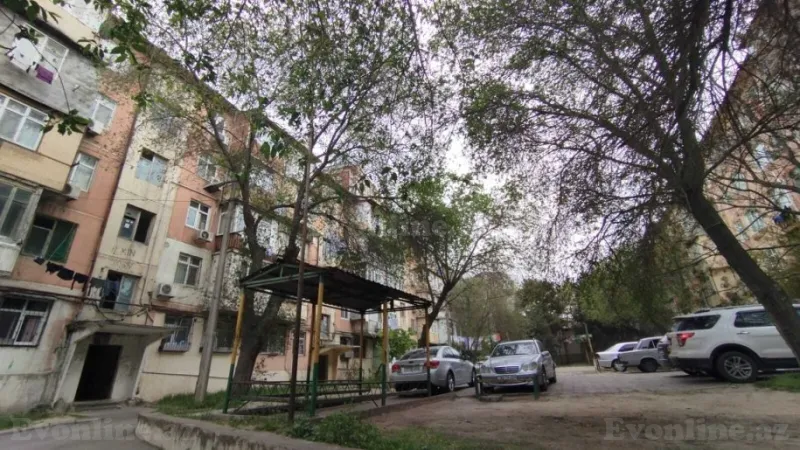 Satılır 1 otaqlı Mənzil Köhnə tikili 35 m² 2-ci mikrorayon