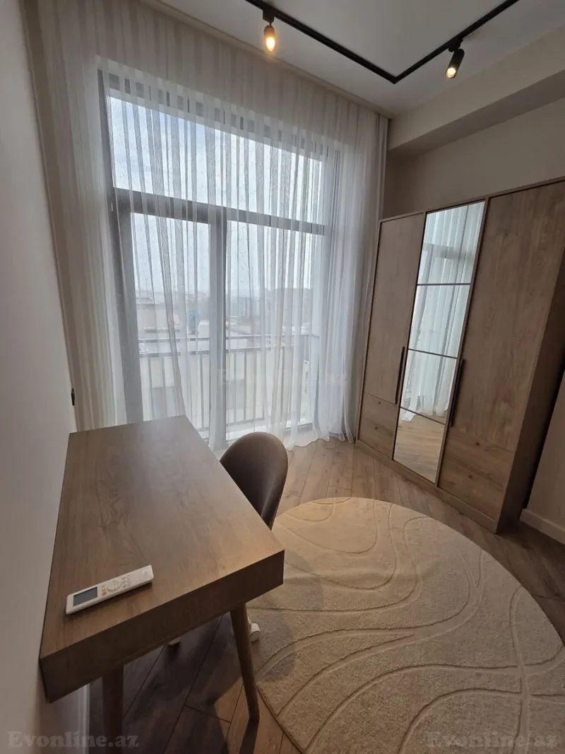 Kirayə verilir 4 otaqlı Mənzil Yeni tikili 138 m² Nəsimi r. - şəkil 6