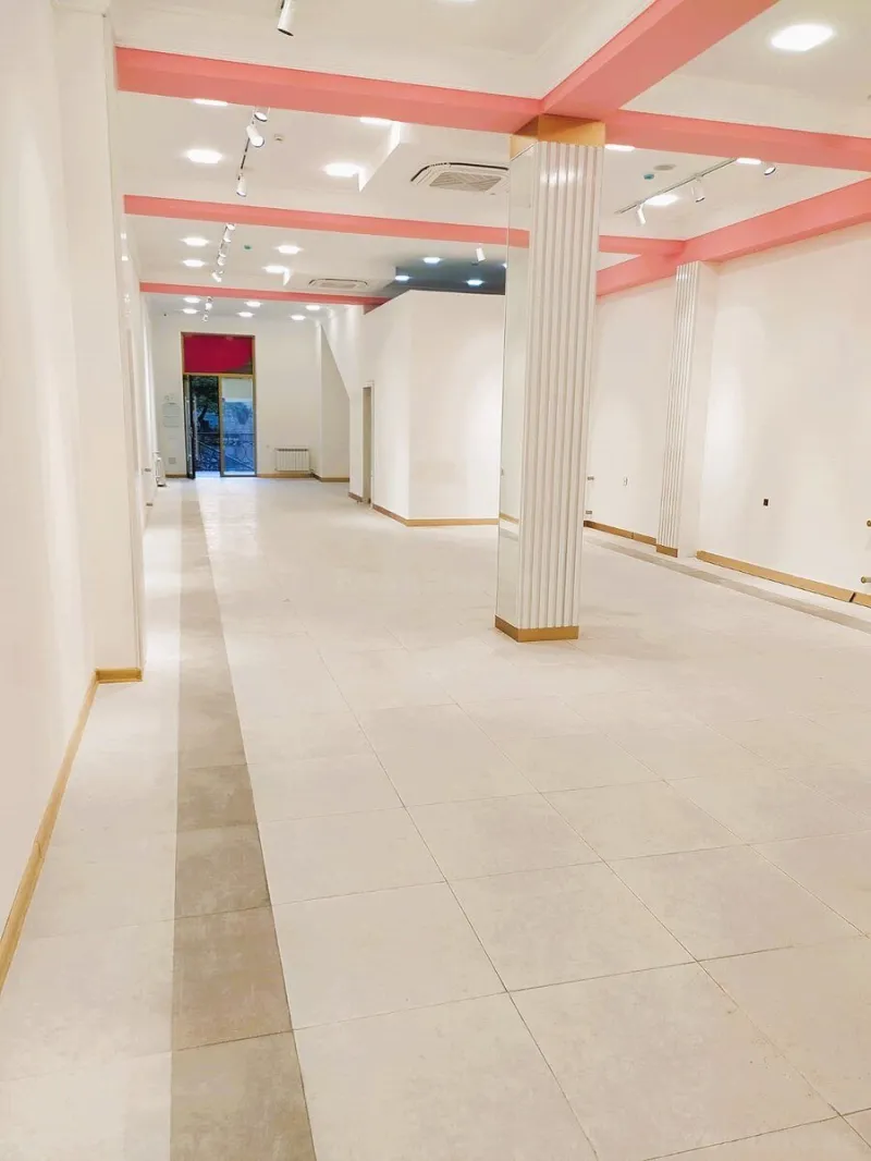 Kirayə verilir Obyekt 180 m² 28 May m. - şəkil 2
