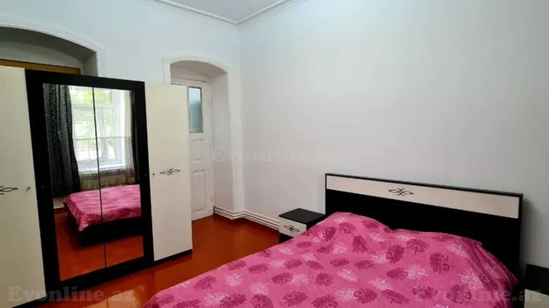 2 otaqlı Mənzil 50 m² 28 May m. Kirayə verilir