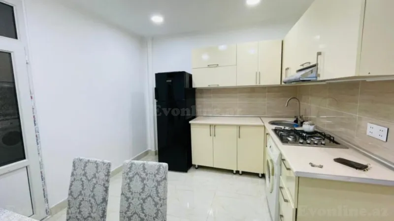 Kirayə verilir 2 otaqlı Mənzil Köhnə tikili 50 m² 28 May m. - şəkil 8