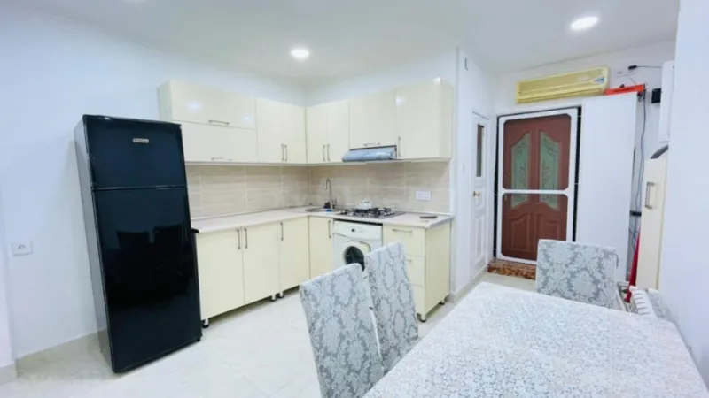 Kirayə verilir 2 otaqlı Mənzil Köhnə tikili 50 m² 28 May m. - şəkil 13