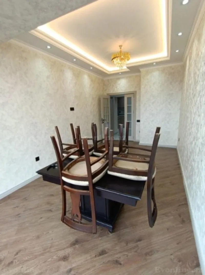 2 otaqlı Mənzil 74 m² Nizami r. Kirayə verilir